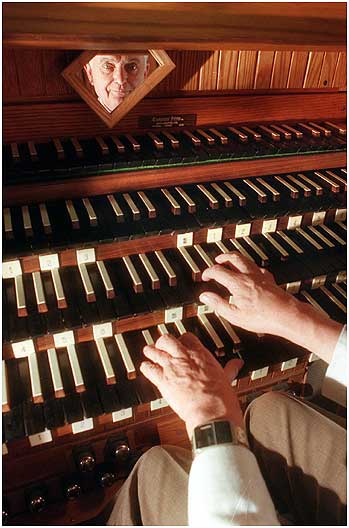 Organist 